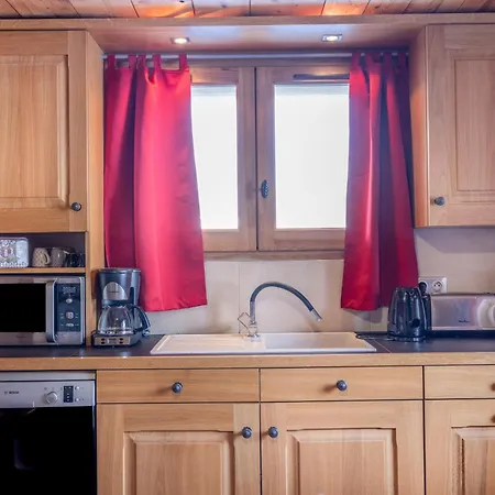 Apartament Les 4 Monts *